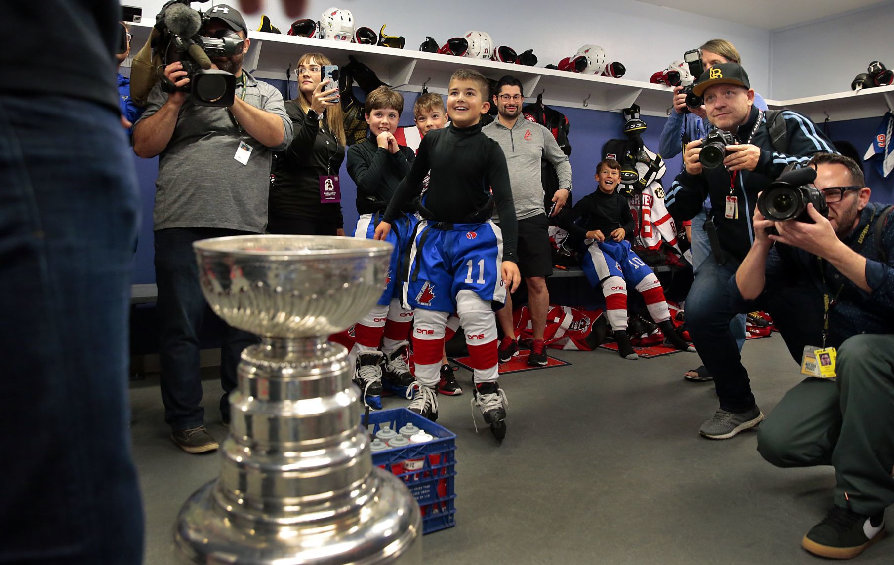 Parayko takes Stanley Cup home to Edmonton